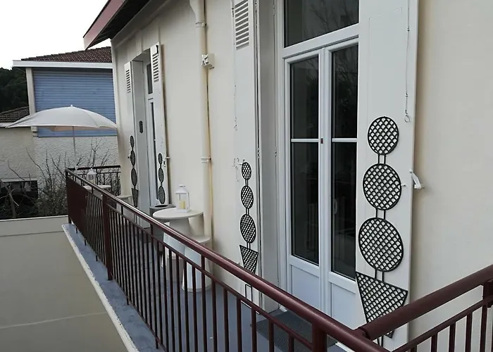 דירה De Charme Tivoli